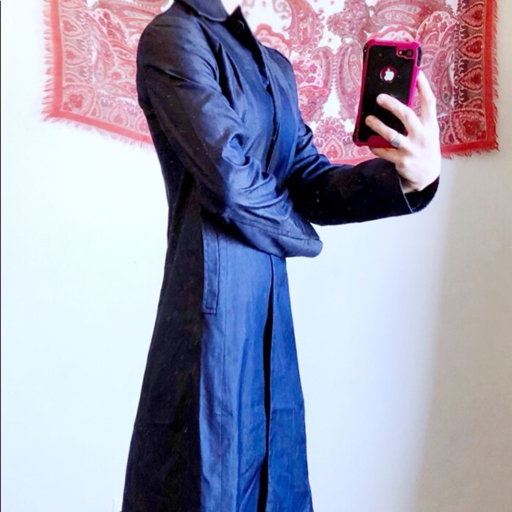 BCBG Suit - Picture 5 of 8